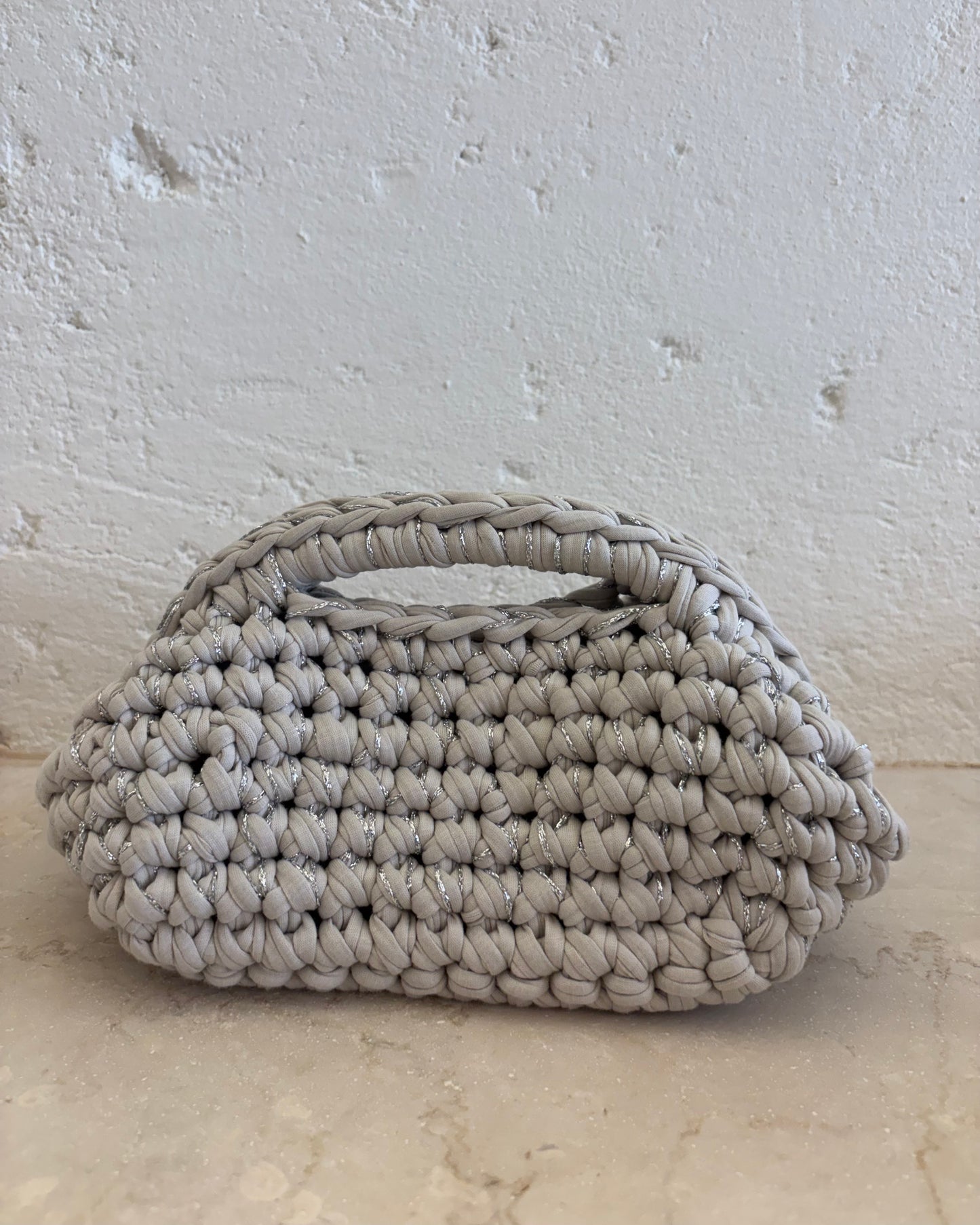 Cleo Clutch handle